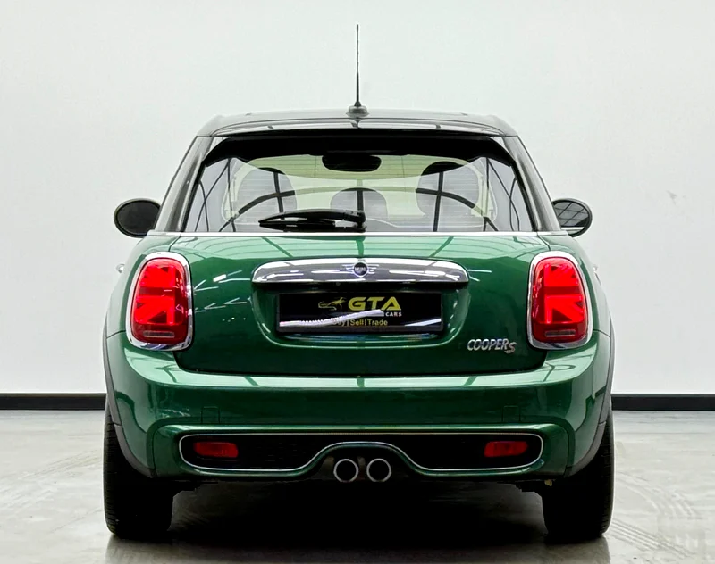 2020 Mini Cooper S, 1 Year Warranty Unlimited Km, AGMC Full Service History, GCC63398520933891114