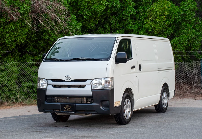 2021 Toyota Hiace | Std-Roof Delivery Van | GCC Specs | Ref#T24573634013173424671128