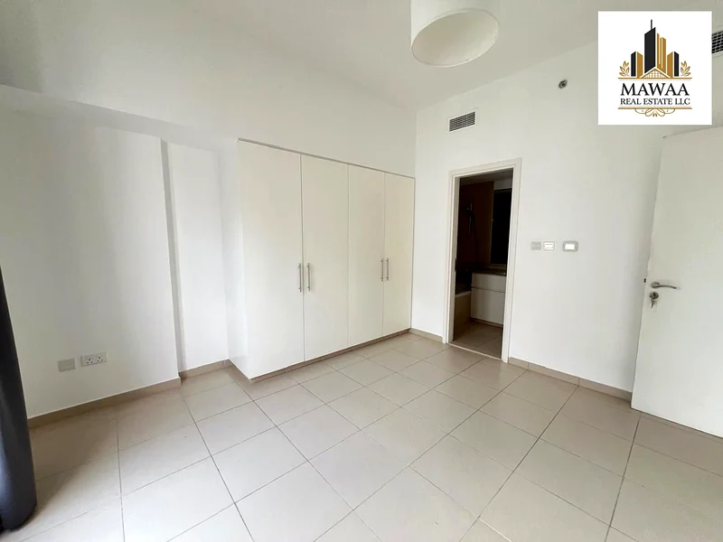تصميم واسع | وحدة بمساحتين للركن | شاغرة |63806420919171111