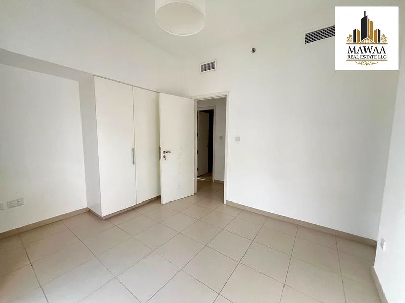 تصميم واسع | وحدة بمساحتين للركن | شاغرة |63806420919171112