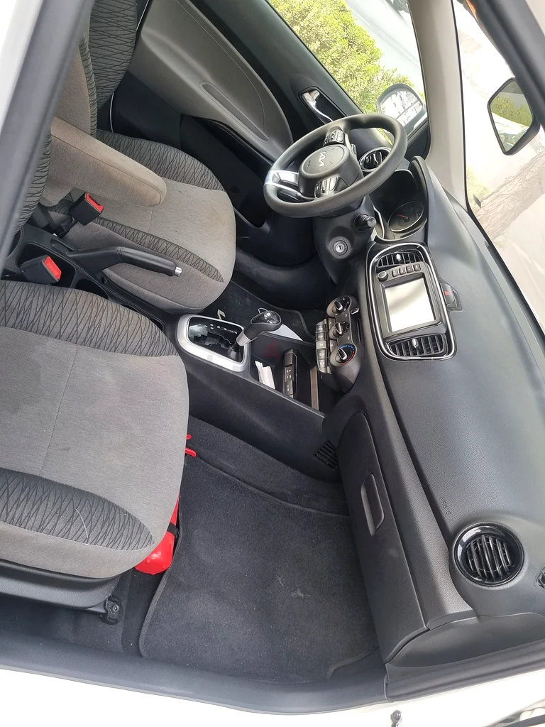GCC car, no accident., No repaint Single owner, Sunroof63398621104643113
