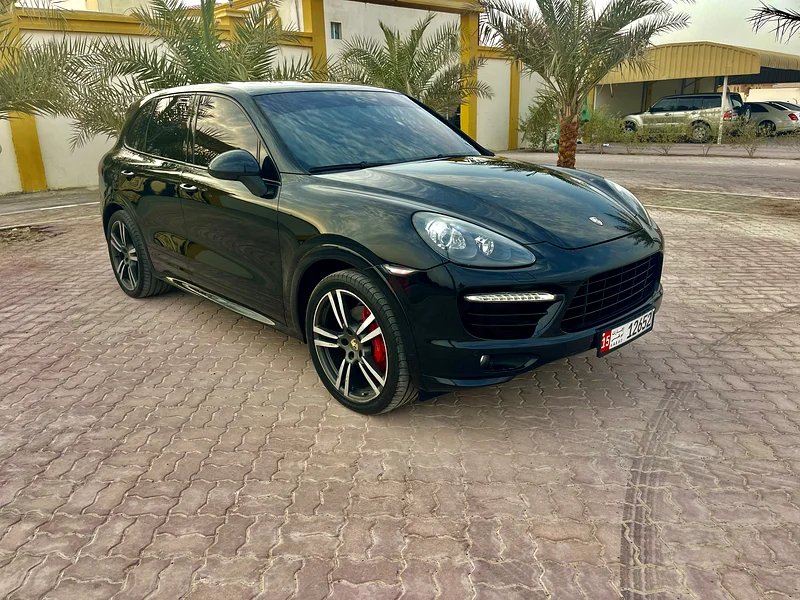 Porsche GTS 2014 GCC accident-free V863399892744705112