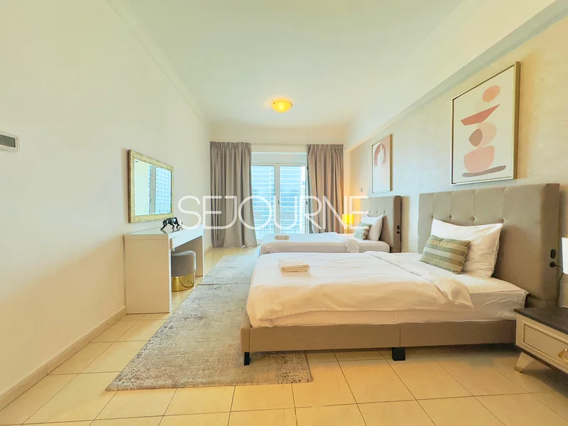 شقة بمساحة واسعة ومشرقة مكونة من غرفتي نوم | بإطلالة على البحيرة | JLT63831331928835114