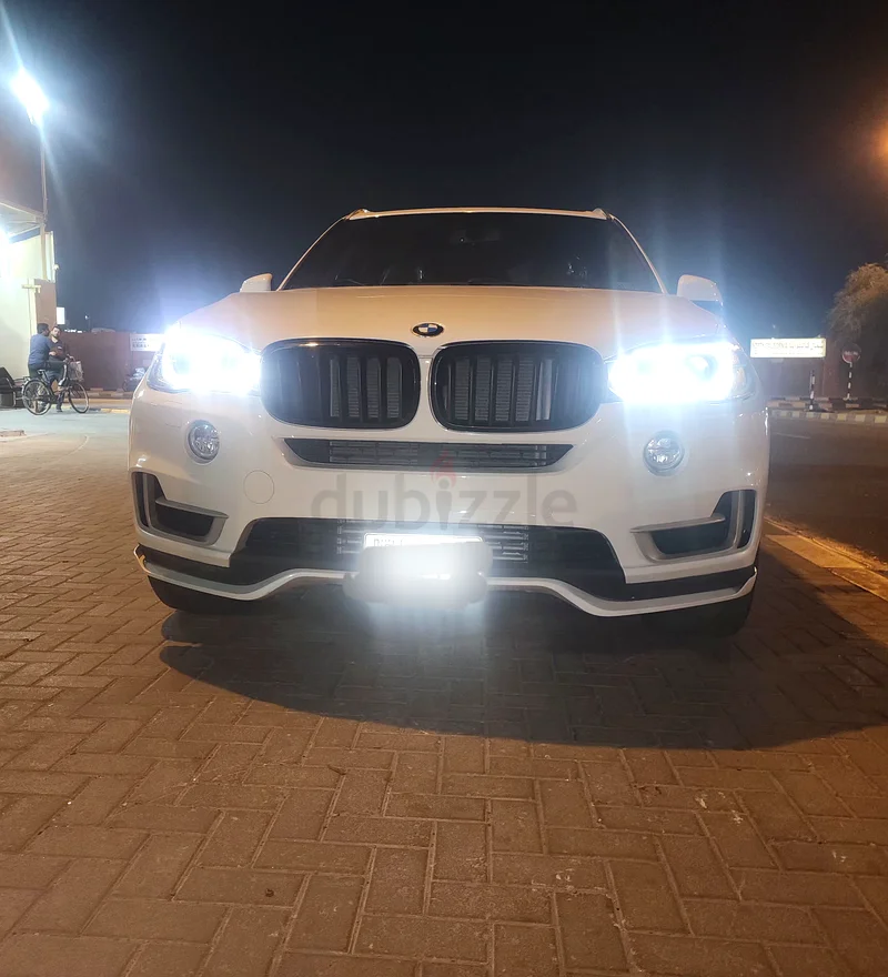 الشارقة القاسمية المحطة63405749057795111