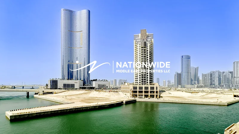 شاغرة | دوبلكس 3 غرف نوم | منطقة مميزة | إطلالة على القناة63841920538243110