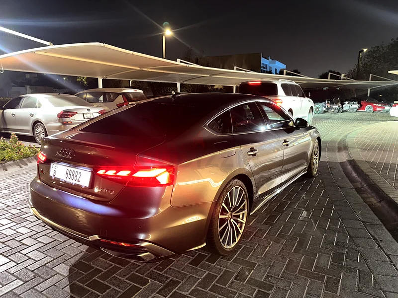 الصوت A563398609936643112