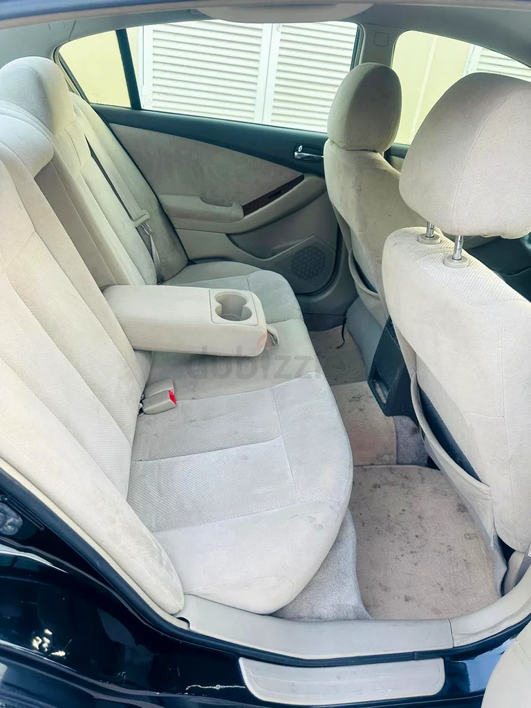 Nisan Altima 2008 American for sale in Al Rahba area63399973057921114