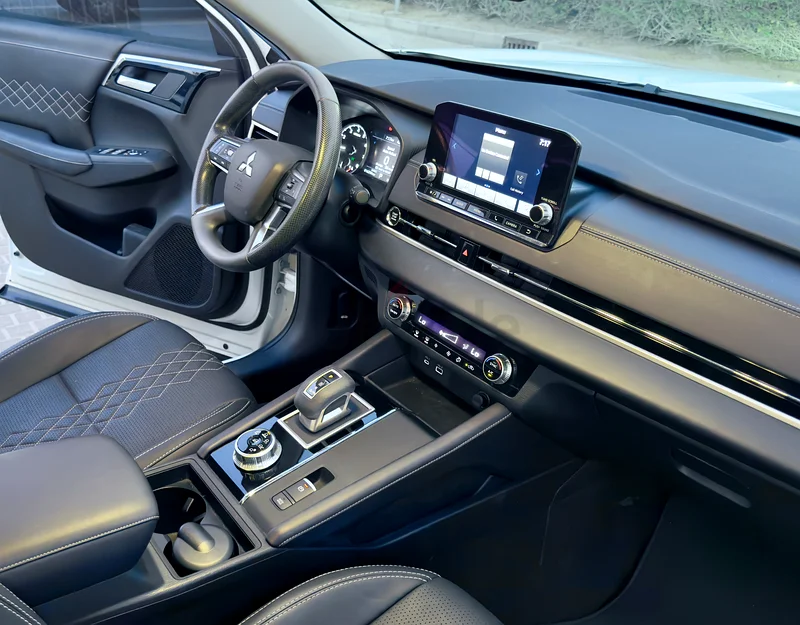 Mitsubishi Outlander 202363398580689154114