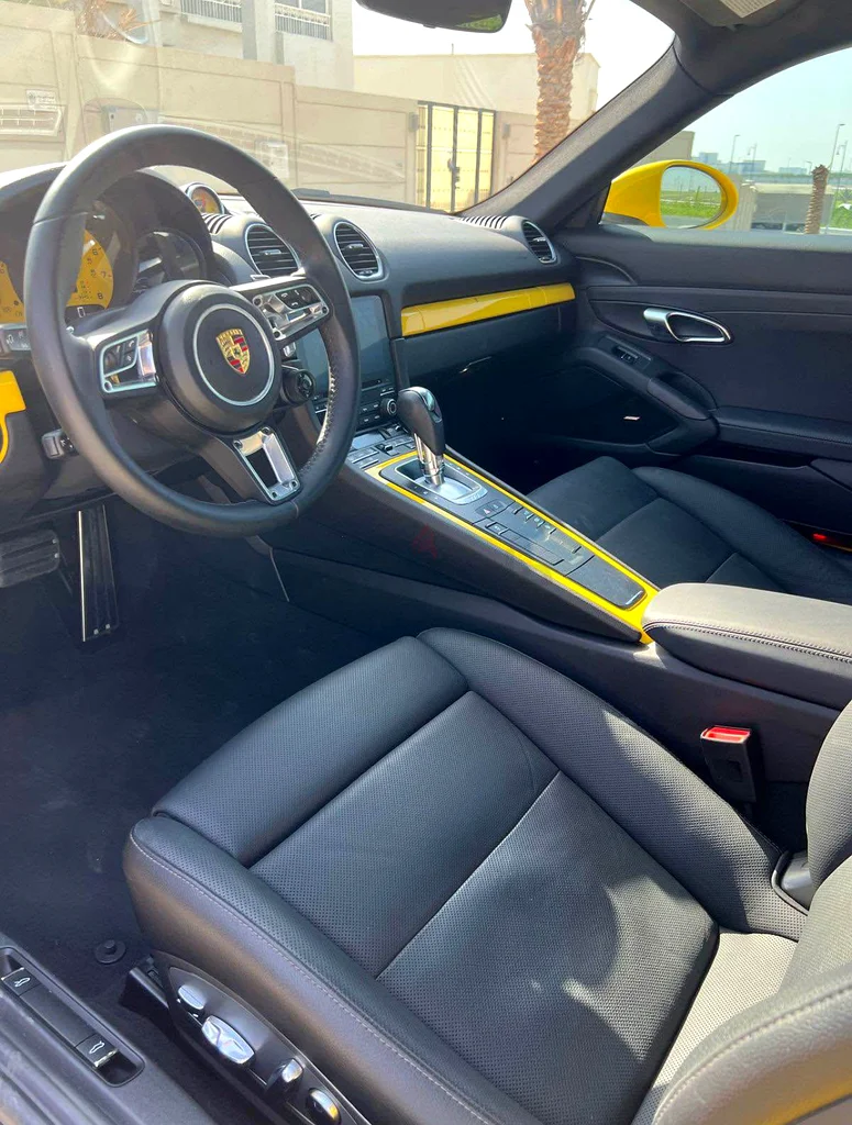 2023 Porsche Cayman S63398647661953114