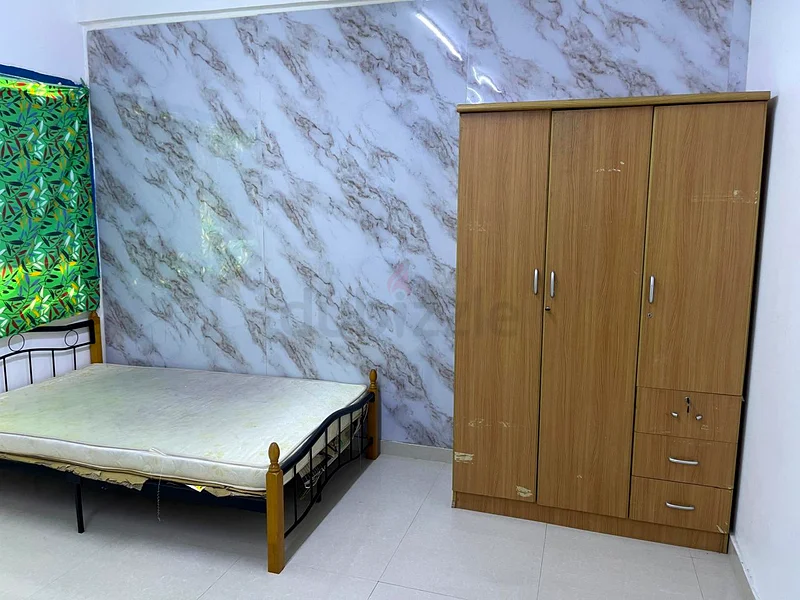 Room for Rent634026895173151122
