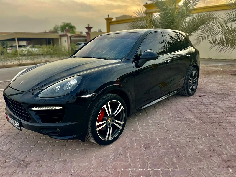 Porsche GTS 2014 GCC accident-free V863399892744705112