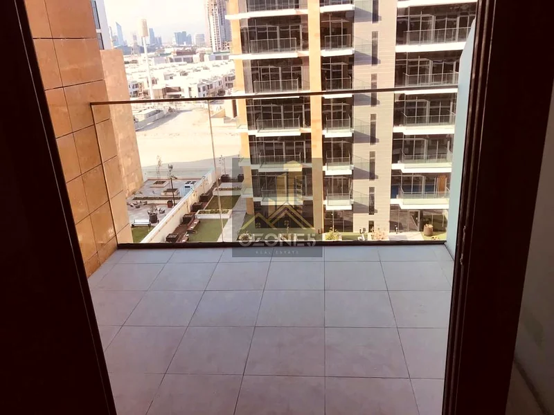 صفقة ساخنة، استوديو للبيع في عزيزي ريفيرا63975642688387113