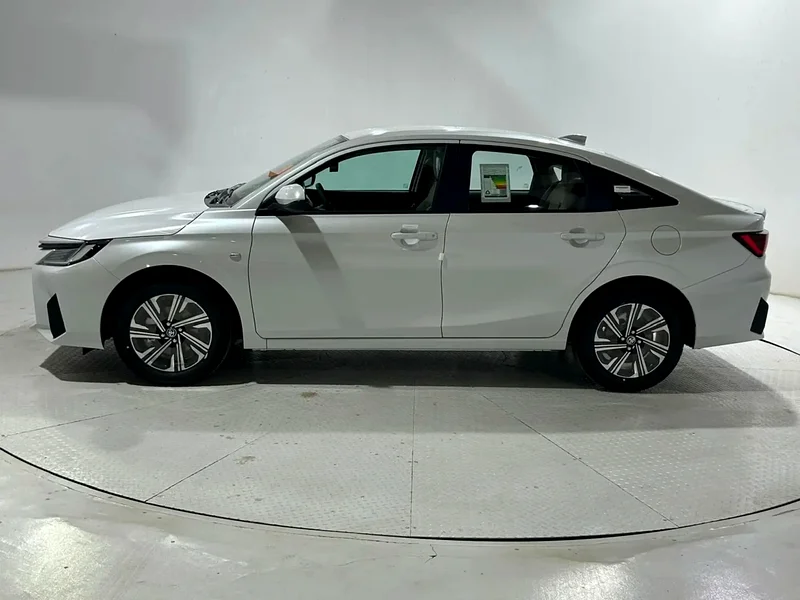 Toyota yaris 202663401316037889112