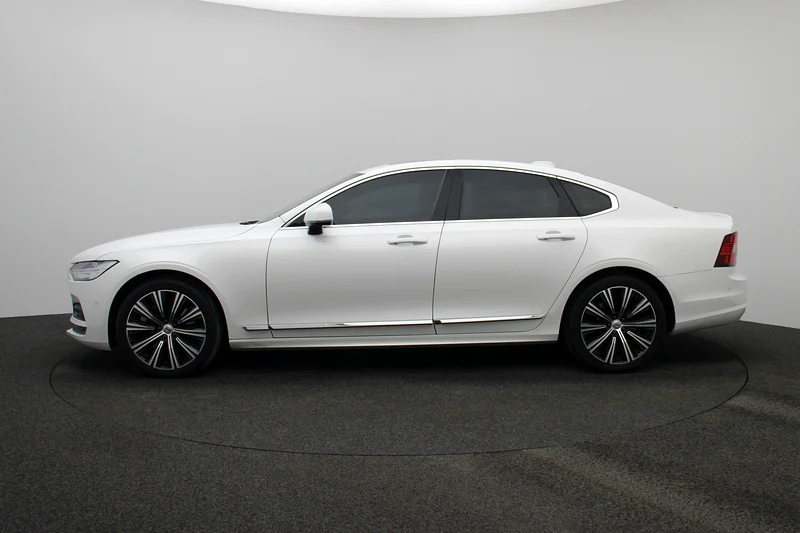 2023 فولفو S90 ألتيميت برايت - معتمدة من الفطيم63398480842881112