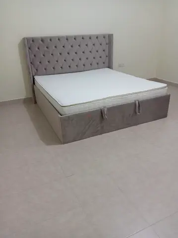 Brand  new   Hydraulic   storage  bed    Queen  size