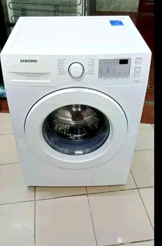 Samsung 7kg Front Load washing machine - Effective Cleaning with Stylish Design