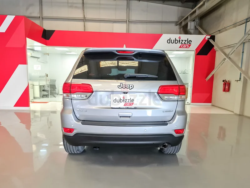 AED 911/month | 2018 Jeep Grand Cherokee Laredo | GCC Specs | Ref#35158663398606659457114