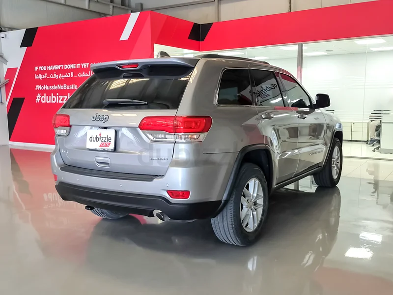 AED 911/month | 2018 Jeep Grand Cherokee Laredo | GCC Specs | Ref#35158663398606659457113