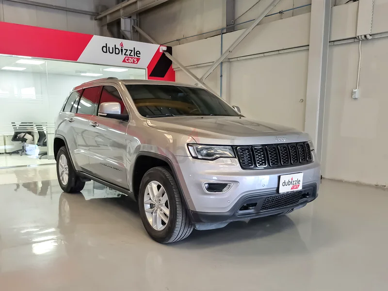 AED 911/month | 2018 Jeep Grand Cherokee Laredo | GCC Specs | Ref#351586633986066594571116
