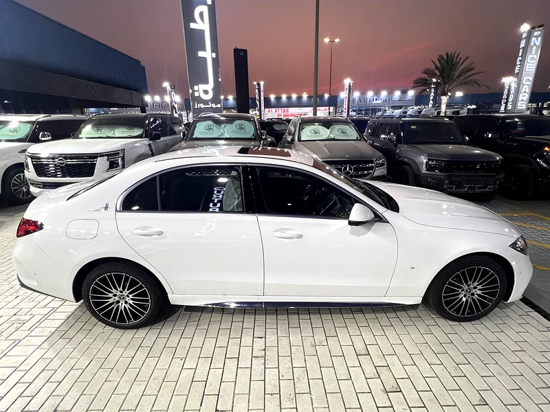 MERCEDES C200L 2025 V4 1.5L TURBO63399939484161114