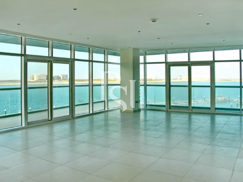 منظر بحري كامل | شقة واسعة من 3 غرف نوم + غرفة إضافية | موقع مذهل63852320950785111