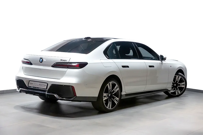BMW 735i M Sport Individual (Ref# 149957)63411930861443112