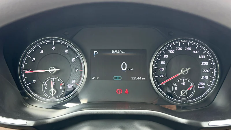 Hyundai Santa Fe - 2023 Under warranty - great condition-Cash Or 1,216 Monthly63406901624705113
