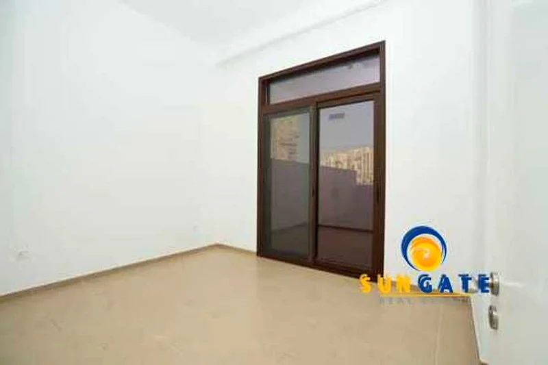 Spacious terrace, Lovely open views, Near central park63950871918594114