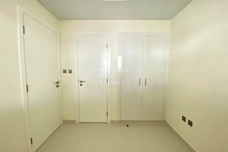 3 غرف نوم بالإضافة إلى غرفة الخادمة | واسعة | معيشة فاخرة63741152496513114