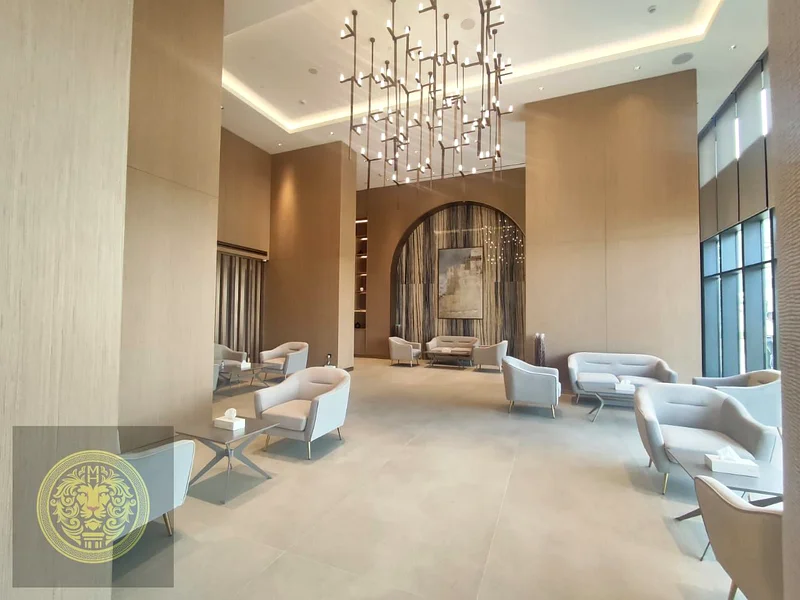 شقة فاخرة من 3 غرف نوم + غرفة خادمة | جديدة بالكامل | طابق عالي63758355447682110
