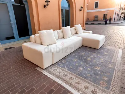 Crate and barrel Stylish Modern L-Shaped Sofa