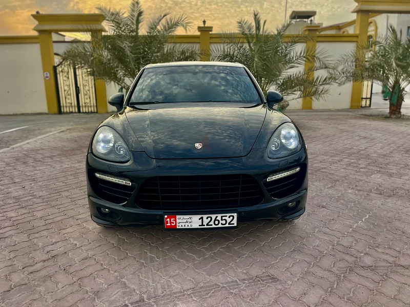 Porsche GTS 2014 GCC accident-free V863399892744705114