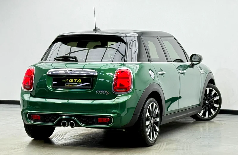 2020 Mini Cooper S, 1 Year Warranty Unlimited Km, AGMC Full Service History, GCC63398520933891113