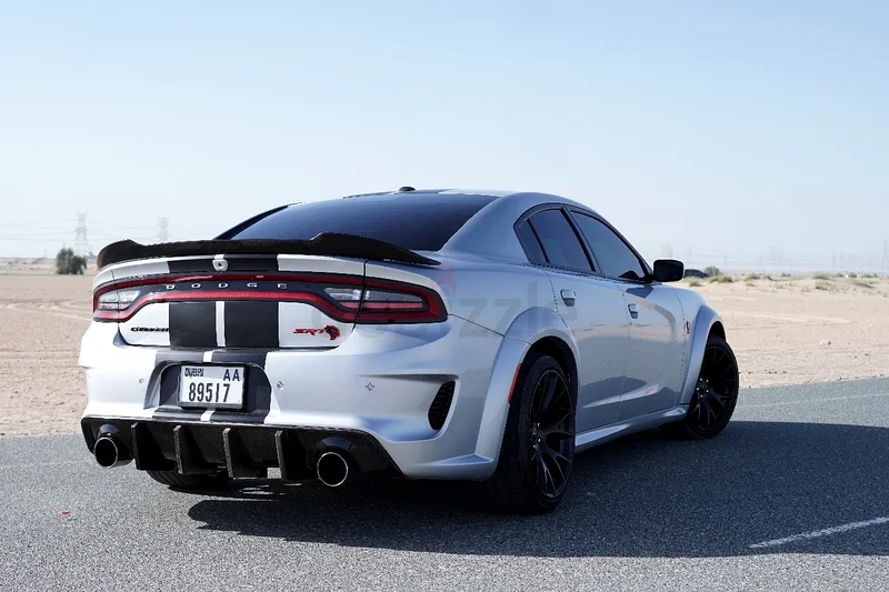 دودج شارجر SRT (طقم هيئة) V6 بقوة 400 حصان63398537284482112