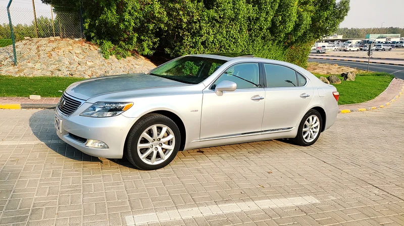 LEXUS LS600H 2008, Japanese VIP, full options, original kilometers, cross control, very clean63398645085443114