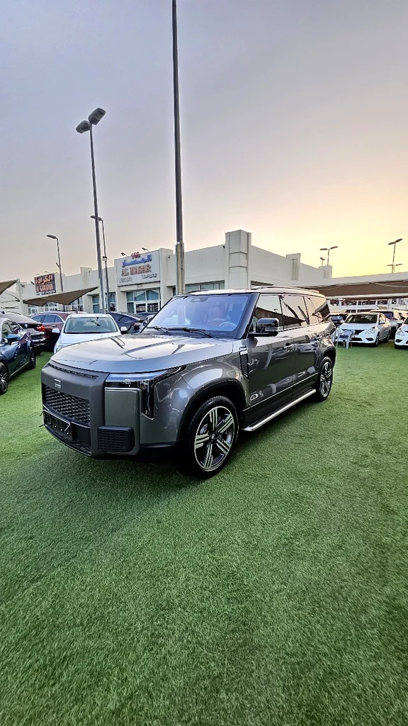 3,533 درهم إماراتي في الشهر | ROX 2025 01  VIP بسعة 6 مقاعد | ضمان على الكيلومترات غير محدود وخدمات مجانية!63398475554051112