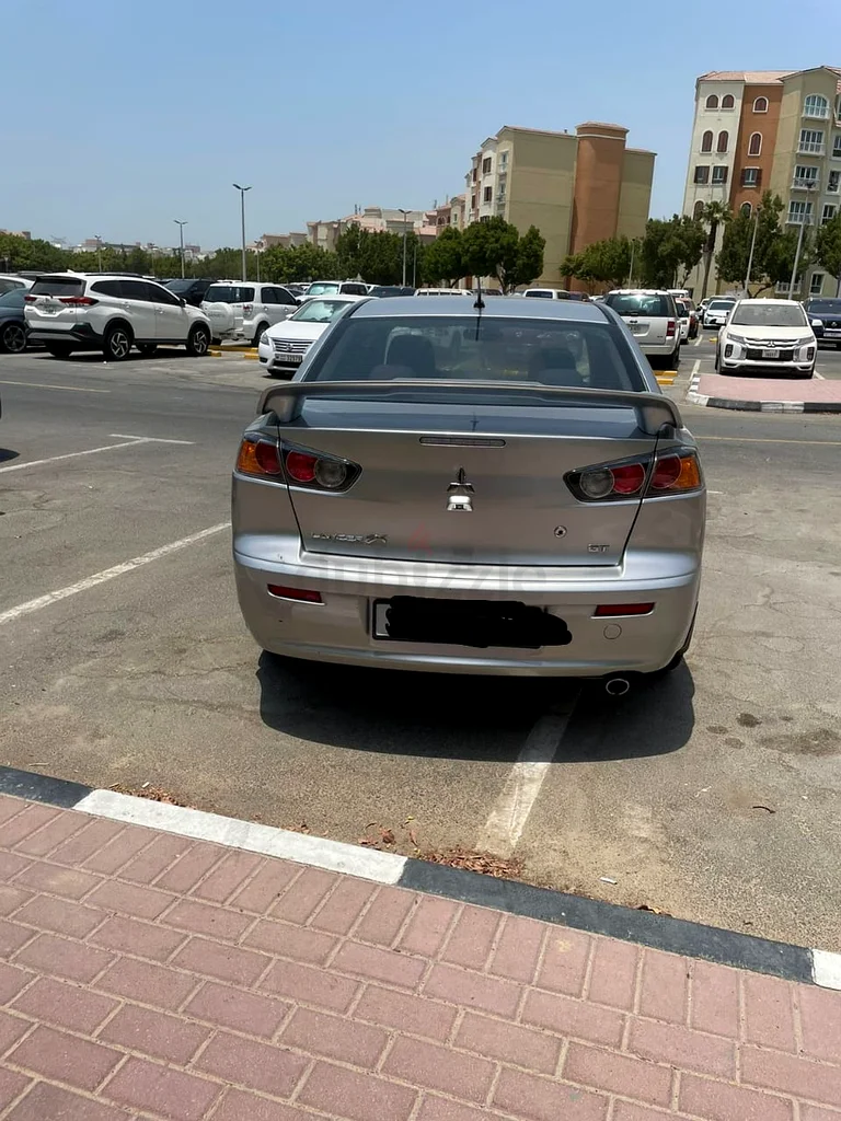 Mitsubishi 2016 Lancer GT 2.0 _ Full option with Sunroof/ Excellent Condition and Accident Free63398582115331111