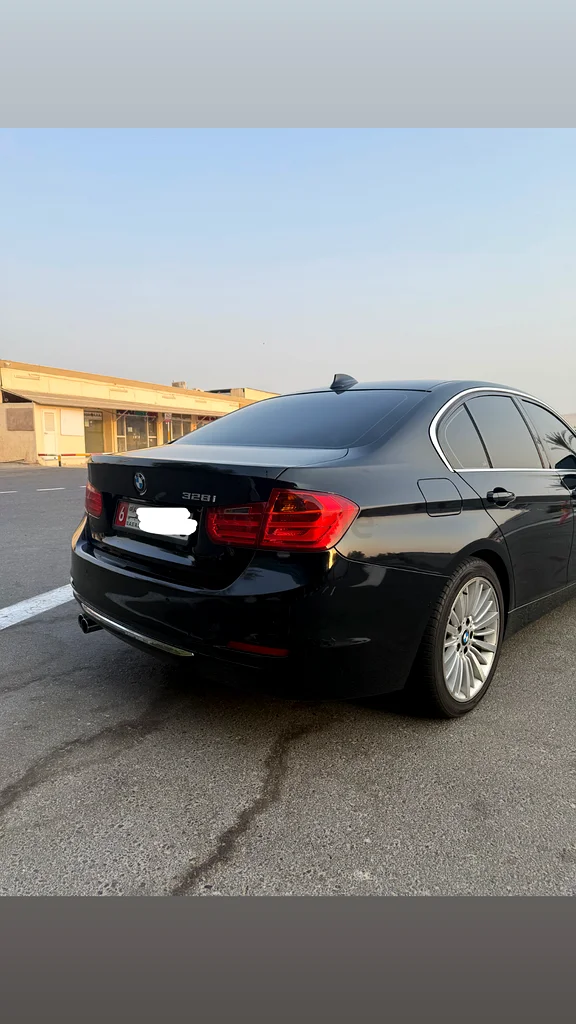 بي إم دبليو 328i لاكجري لاين63406272829314112