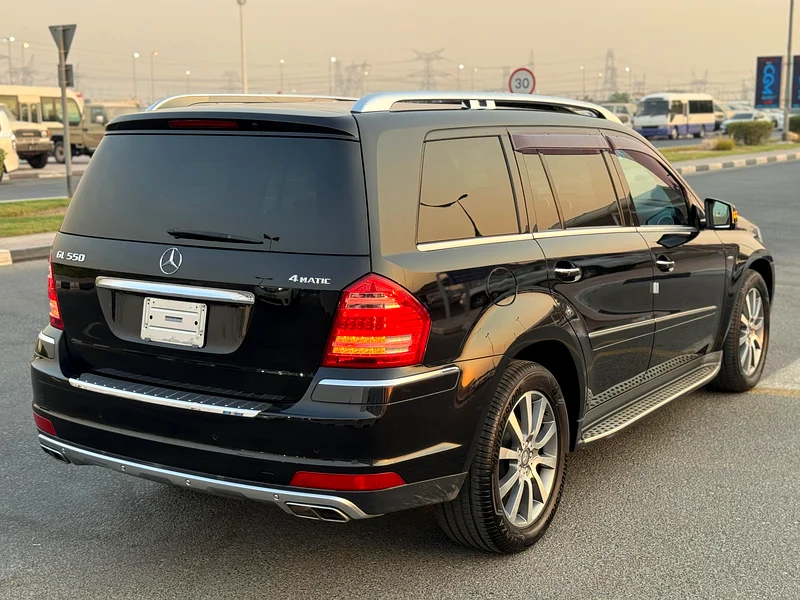 GL550 Auction Grade 4 /B Very clean car63399919458563114
