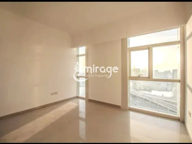 وحدة حديثة من 3 غرف نوم | مرافق كاملة | موقع متميز63845733411075114
