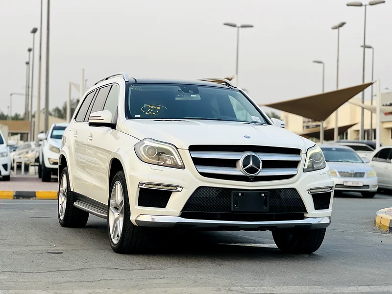 GL550_Year 2014_Auction Grade 4.5_KMs 93000_AMG Package_Fresh Japan Import_V8_Family Car_No Accident63399919832065112