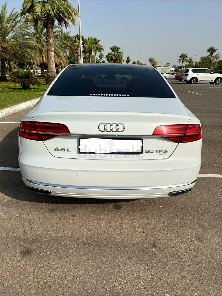 Audi A8L 60 TFSI quattro63406920793985111