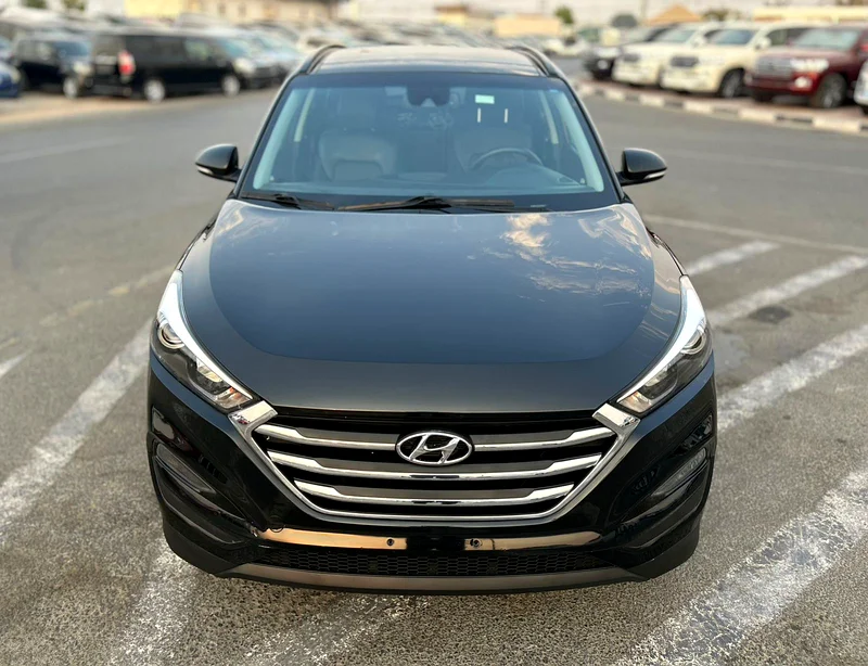 2016 Hyundai Tucson 1.6L V4 Turbo with Panoramic View and Full Options -63407354066818111