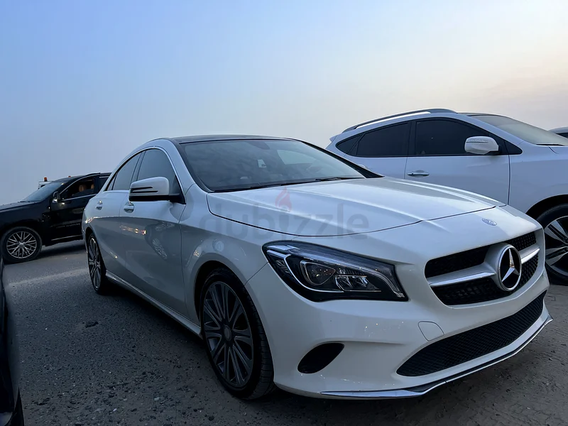 Clean mercedes cla 250 2017 clean car excellent condition63402416878465112