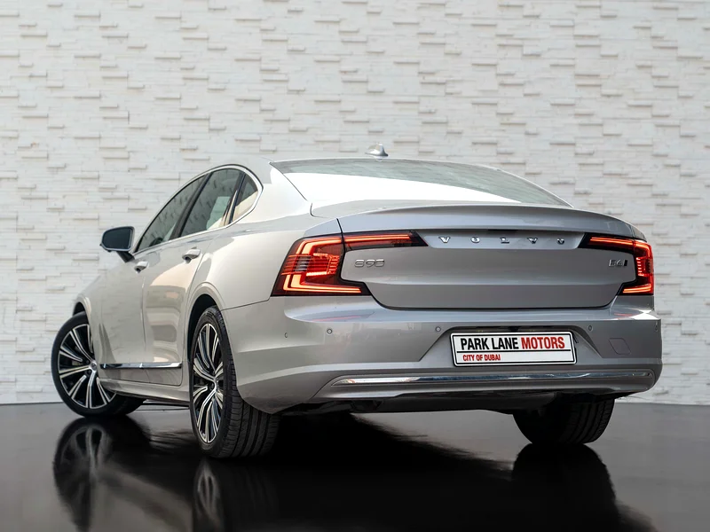 VOLVO S90 • ULTIMATE BRIGHT AWD • TOP SPEC • 9,000 KM’S • UNDER OFFICIAL VOLVO AGENCY WARRANTY63398480808834111