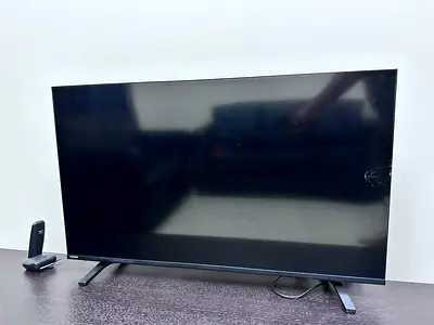 Toshiba 43” Broken Smart Led TV