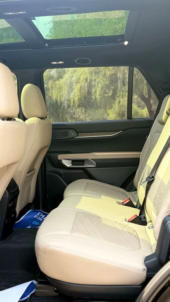 Ford Everest 2024 GCC, under warranty with service coverage up to 100,000 km63398657936770114