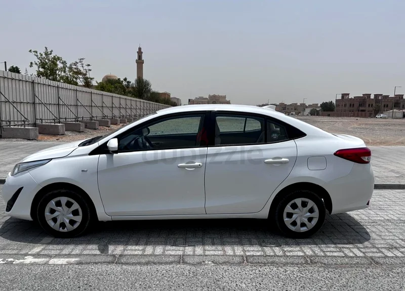 Toyota Yaris 2019 model, excellent condition, GCC specs, for sale directly from owner.63399944910849111
