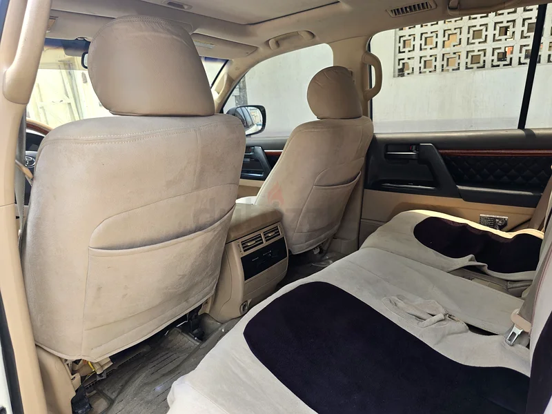 Land Cruiser - Family Driven SUV63399947727874112