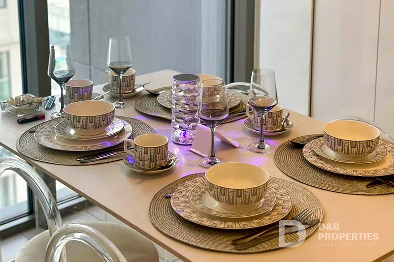 Modern | Prime Area | 1 Bed with Study64016942721027113